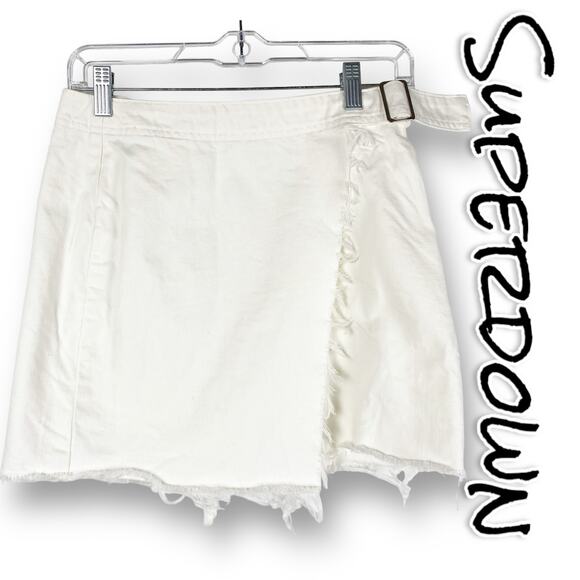 Superdown Kensington Denim Wrap Skirt White Mini Frayed Womens Size Small - Picture 1 of 13